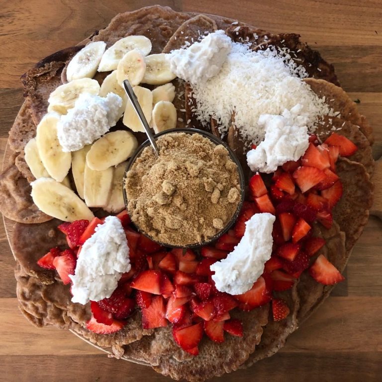 Pannenkoeken met toppings Pannenkoeken met toppings